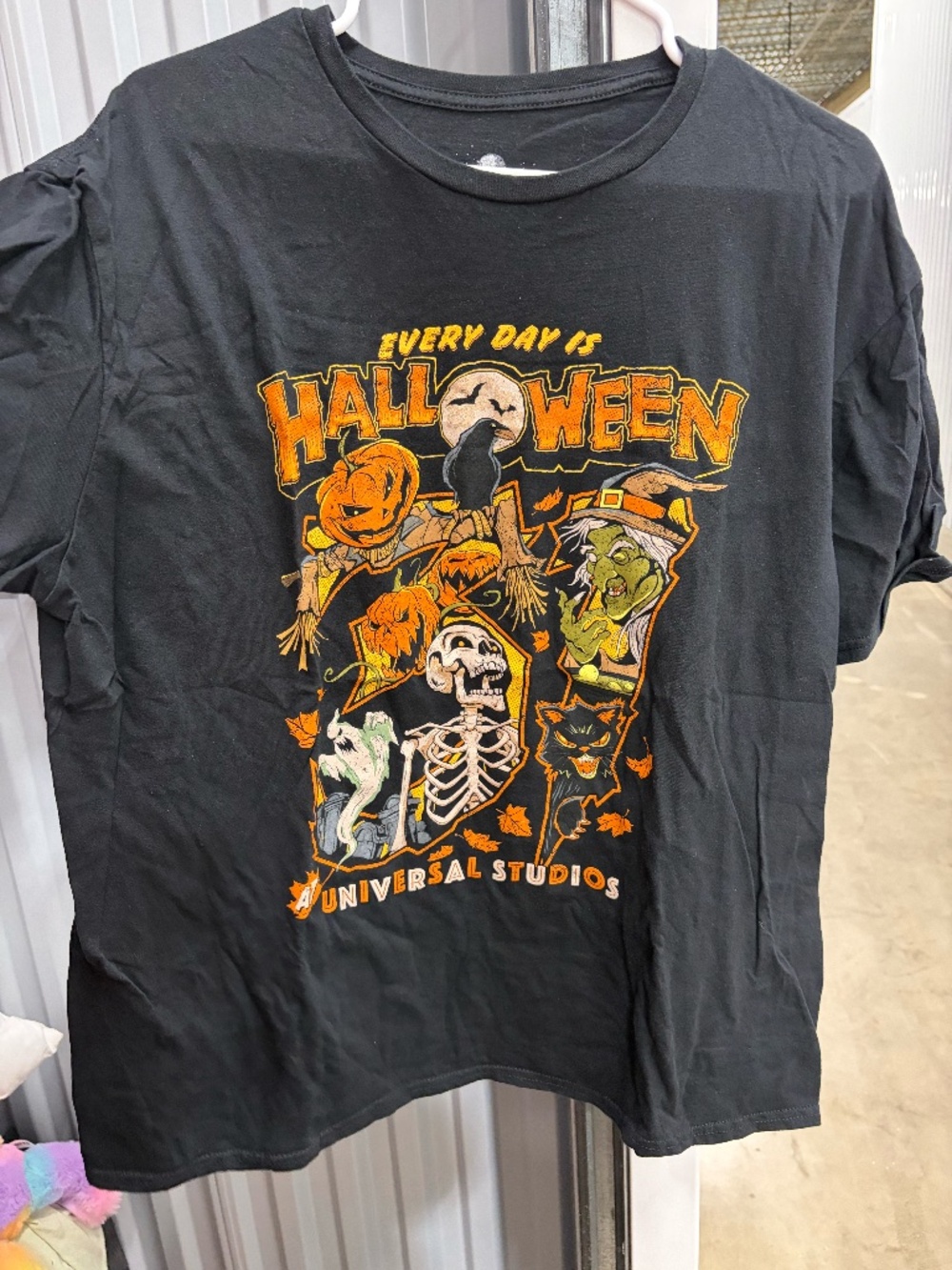 Halloween Horror Nights 2022 Tshirt, Size XL